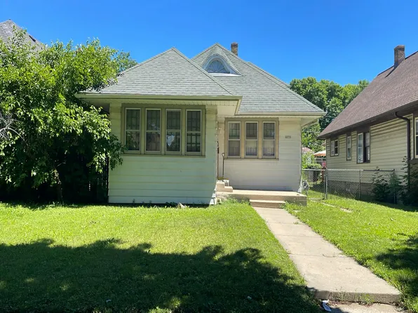 4070 N 16th St, Milwaukee, WI 53209