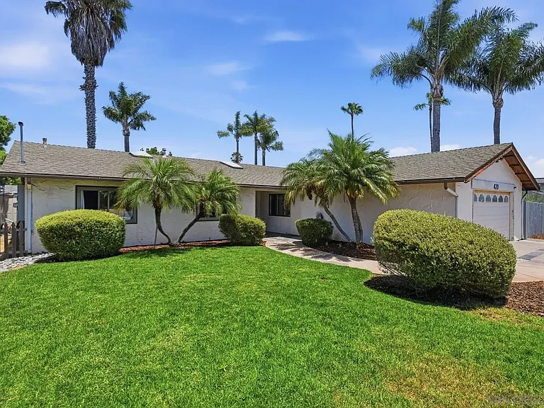 420 Bell Ranch Rd — Photo 2