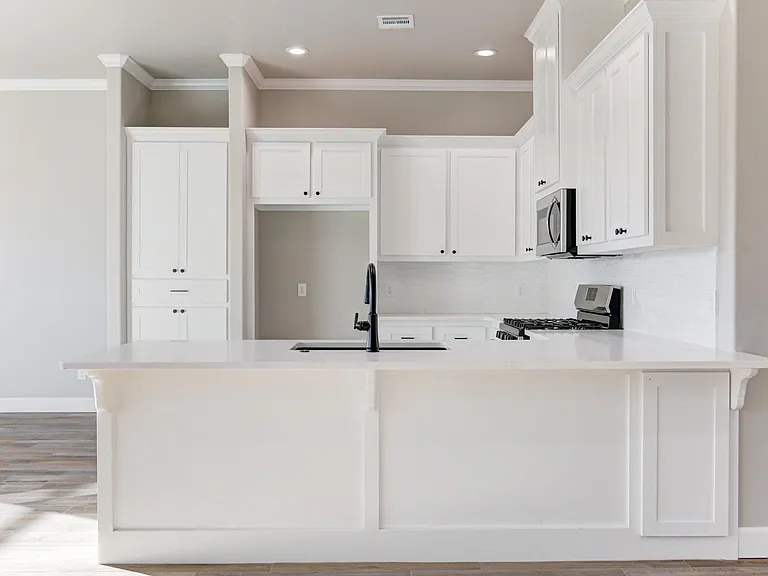 1811 Hollow Crest Ct — Photo 21
