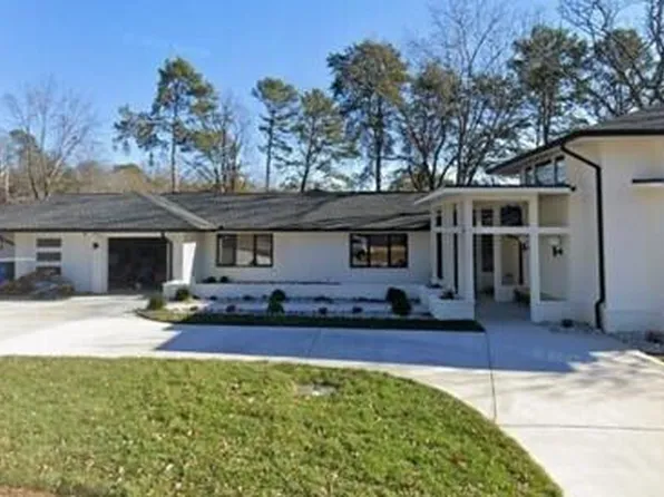 1321 Woodhill Dr, Chattanooga, TN 37405