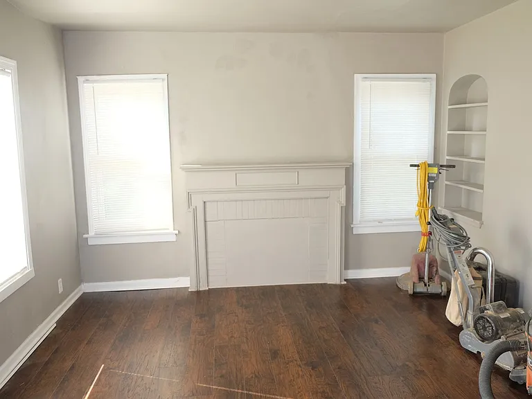 210 Rutledge St — Photo 2