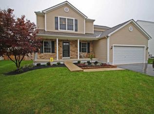 652 Caffrey Ct E, Grove City, OH 43123