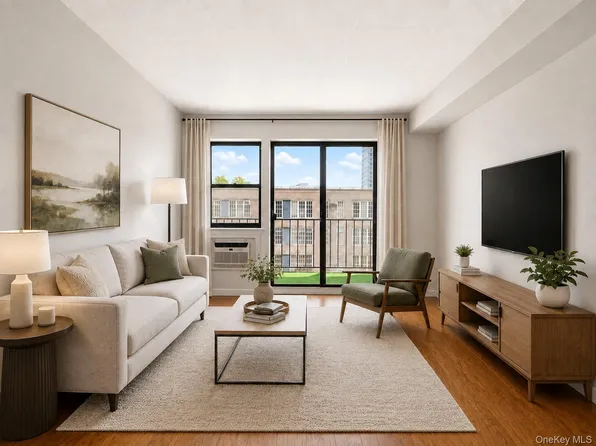 13935 35th Avenue #4B, Flushing, NY 11354