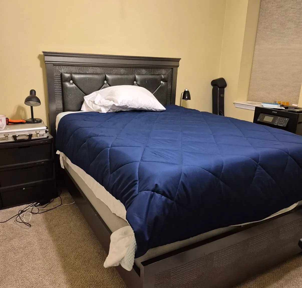 1 bed, 1.5 bath, 983 sqft, $1,200 — Photo 1