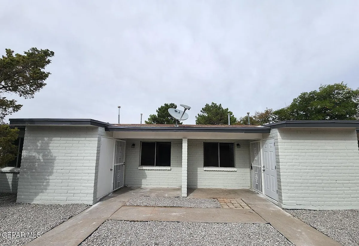 Building Photo - 11242 Wharf Cove Dr #A