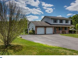 3 Willow St, Birdsboro, PA 19508