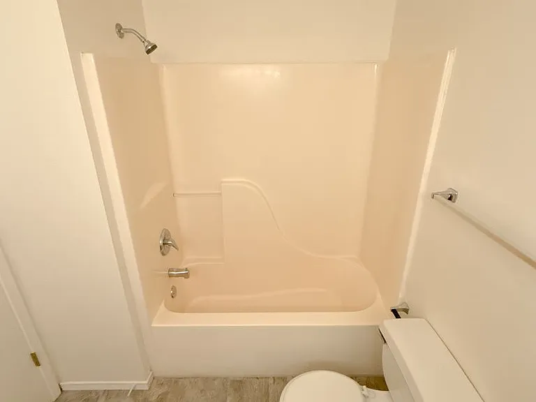 5481-5483 Glenridge Way #5485 — Photo 27
