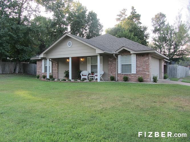 1st image of 101 Willow Bay Dr