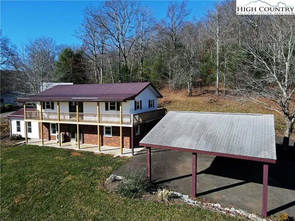 258 Wilcox Drive, Crumpler, NC 28617