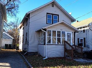 1626 Donora St, Lansing, MI 48910