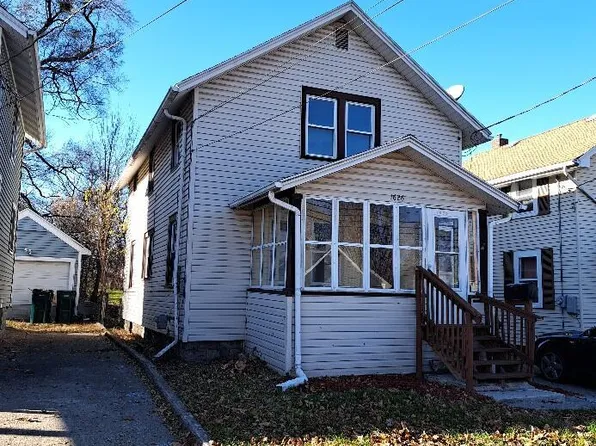 1626 Donora St, Lansing, MI 48910