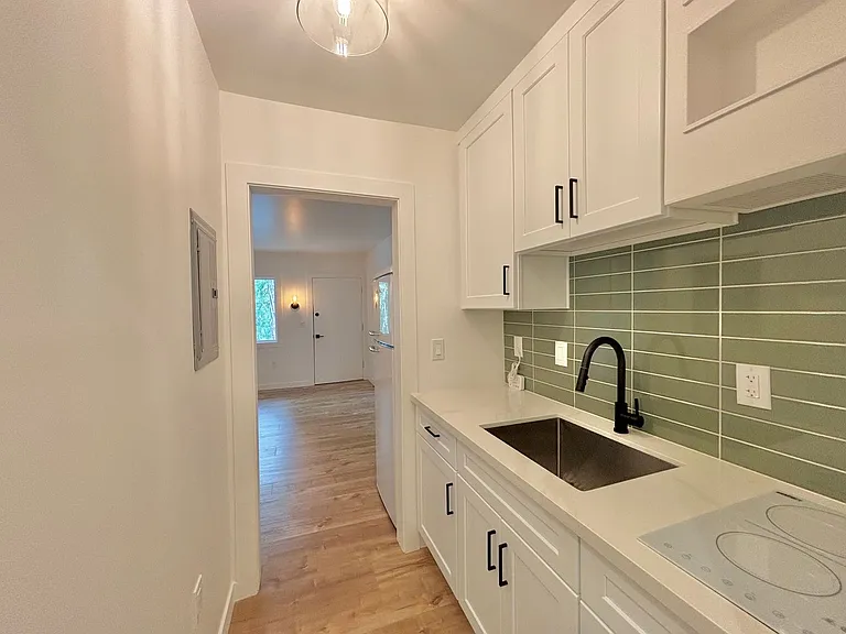 4657 Coldwater Canyon Ave — Photo 7