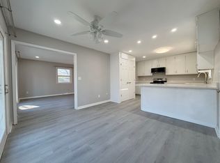 3006 S Santa Fe Rd, Independence, MO 64055