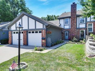 9967 Edelweiss Cir, Merriam, KS 66203