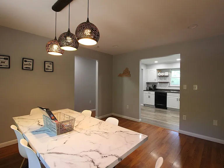 221 Alleghany Dr — Photo 18