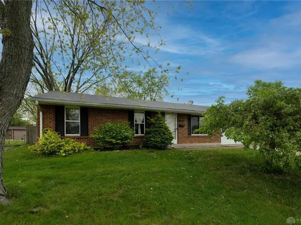 7381 Cedar Knolls Dr, Dayton, OH 45424