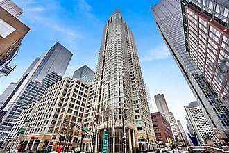 345 N La Salle Dr