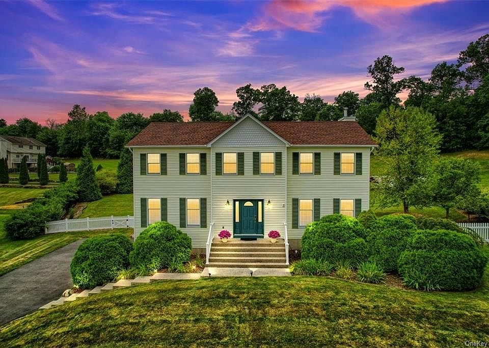 19 Carriage Lane, Nanuet, NY 10954 Zillow