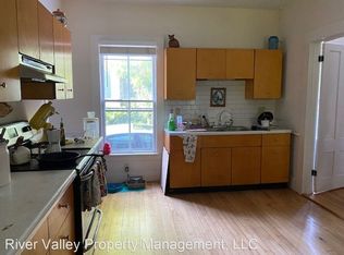 29 Ascutney St #1, Windsor, VT 05089