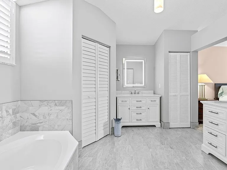 8486 Heather Pl — Photo 31