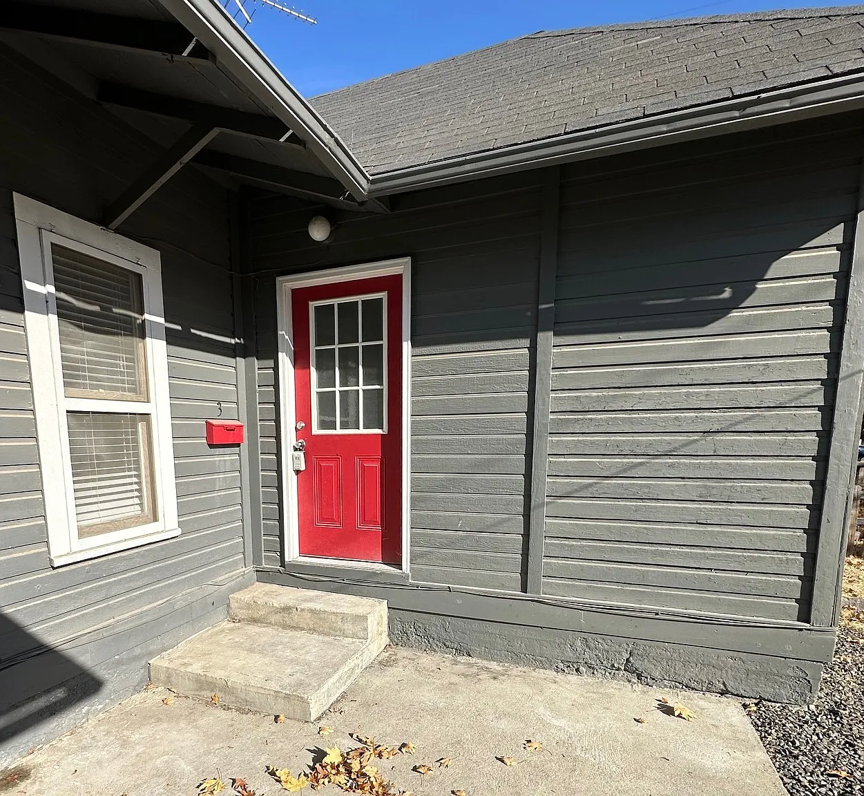 1521 Blaine Street - 3 — Photo 3