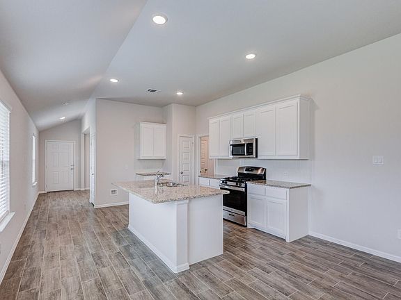 4th image of 14157 Danesdale Dr