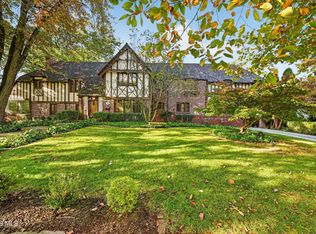 76 Maple St, Perrysburg, OH 43551
