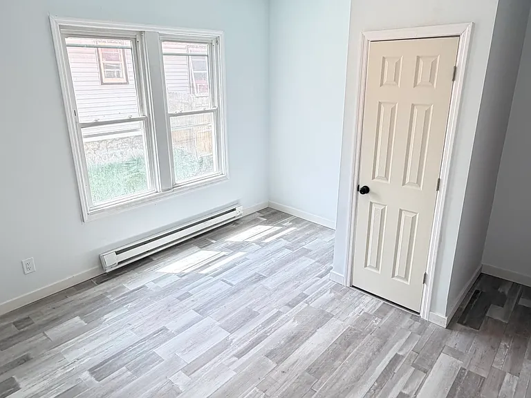 124 Baker St #B — Photo 8