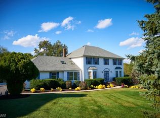 19 E Gate Dr, Glenwood, NJ 07418