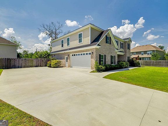 4th image of 306 Polly Branch Dr
