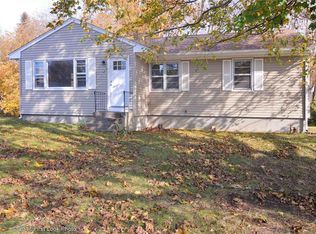 24 Mount View Dr, Cumberland, RI 02864