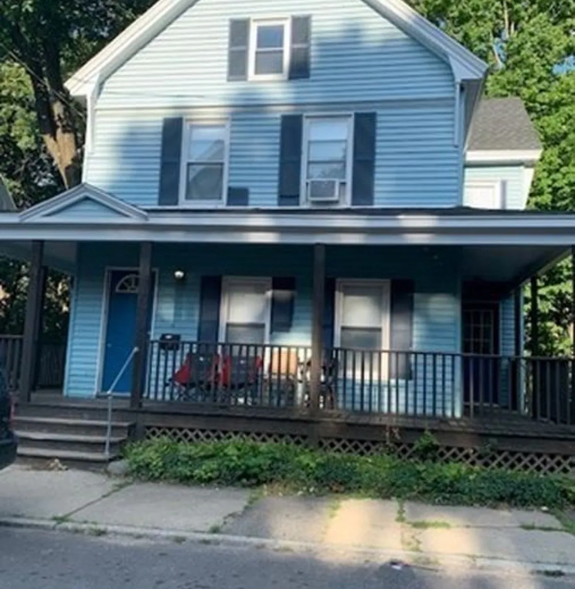 4 bed, 1440 sqft, $2,900 — Photo 1