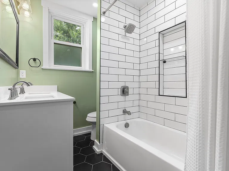407 Winton St — Photo 20