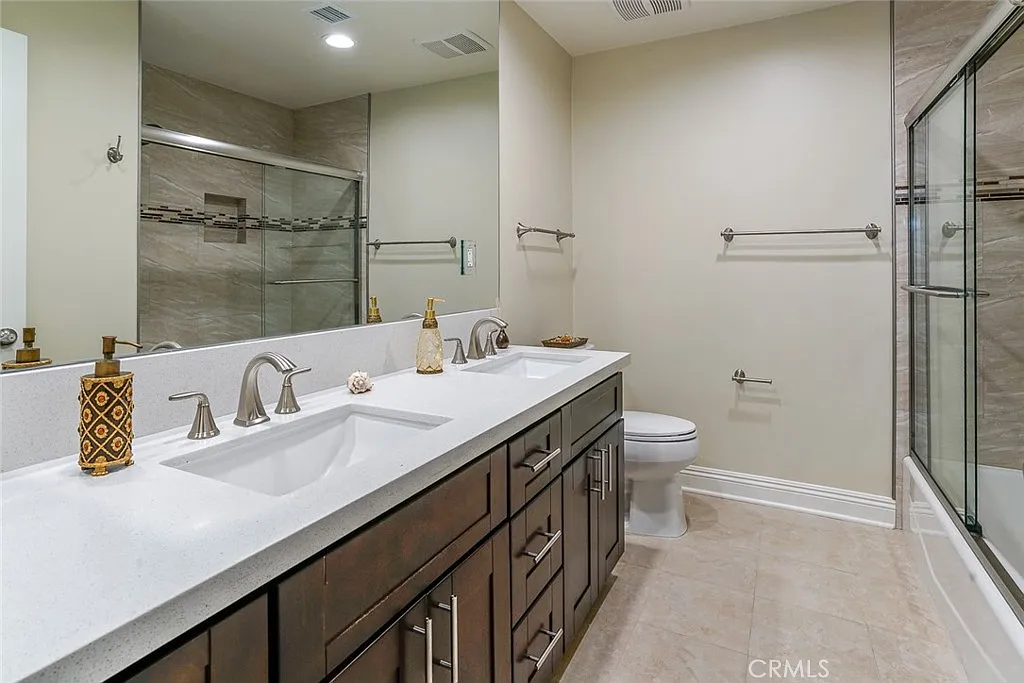 7522 Fountain Ave — Photo 4