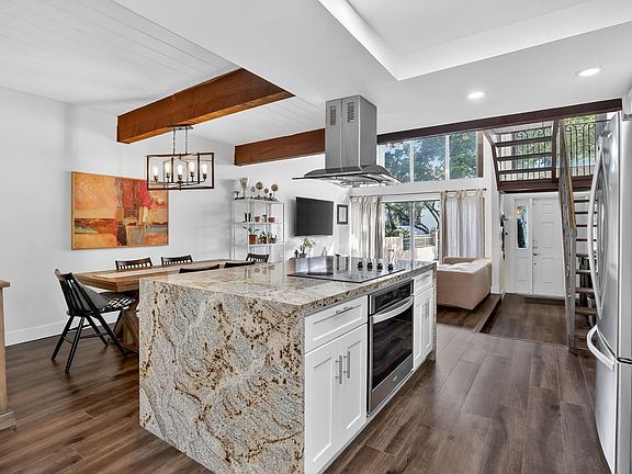2nd image of 721 E Coco Plum Circle #5