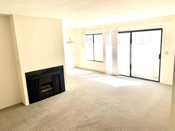2nd image of 1749 Federal Ave #8