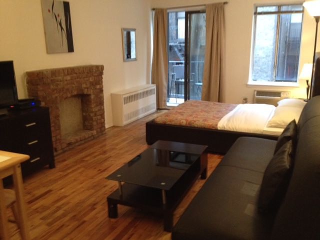 2nd image of 165 E 89th St APT 2C