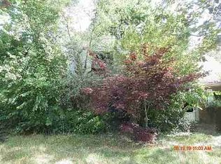 19153 Moross Rd, Grosse Pointe, MI 48224