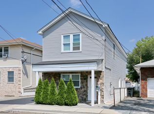 33 Garibaldi Ave, Lodi, NJ 07644