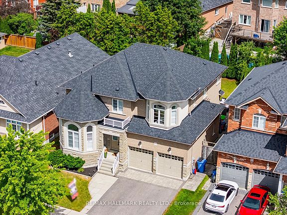 3rd image of 411 Hoover Park Dr