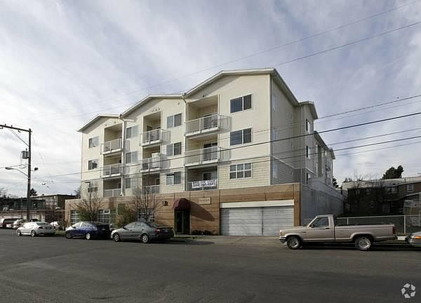 1st image of 12549 28th Ave NE APT 304