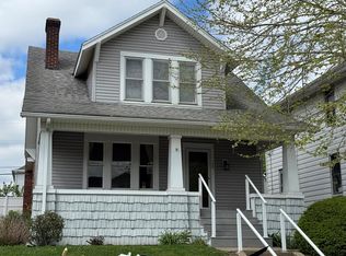 1402 5th St, Moundsville, WV 26041