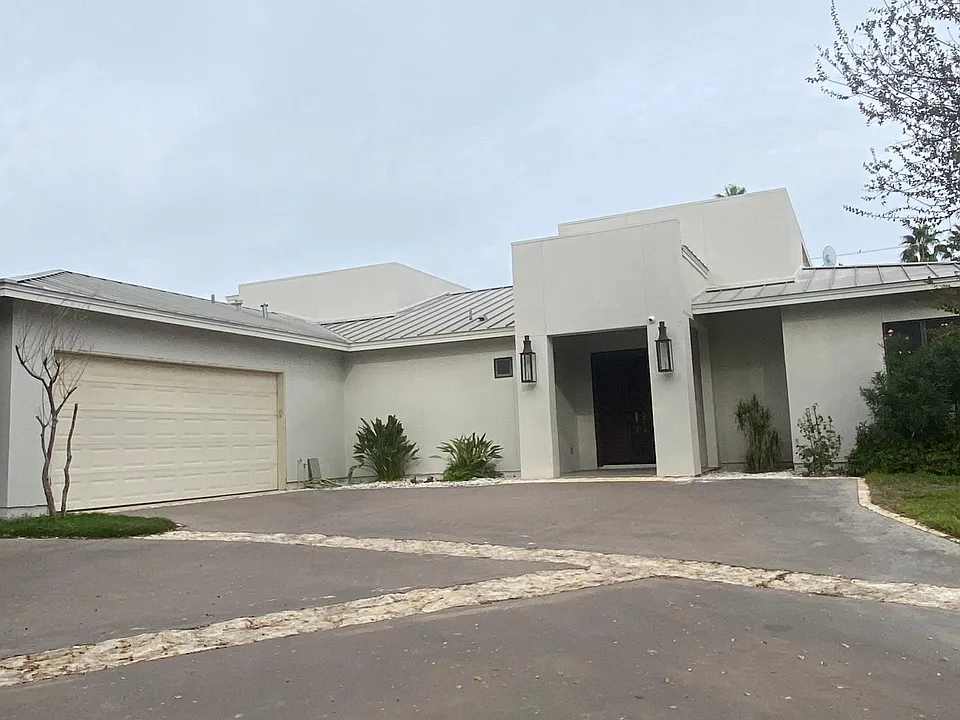 407 Jordan Dr
