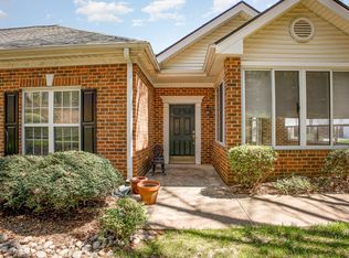 706 Carluke Ct, Cary, NC 27511