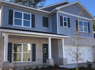 73 Eagles Nest Dr, Freeport, FL 32439