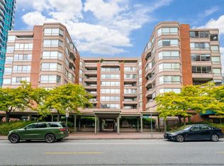15111 Russell Ave #101, White Rock, BC V4B2P4
