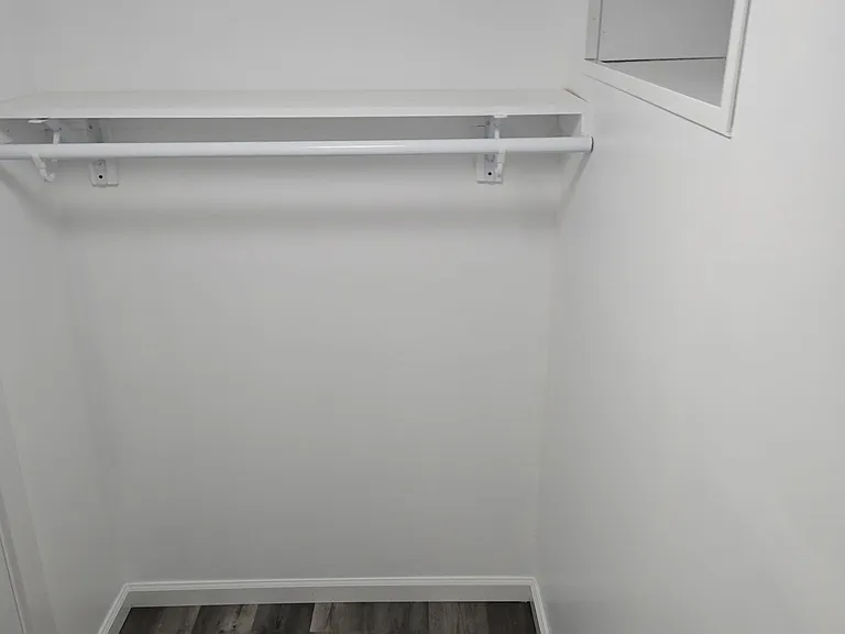 10 Van Tassel Ct #2 — Photo 6