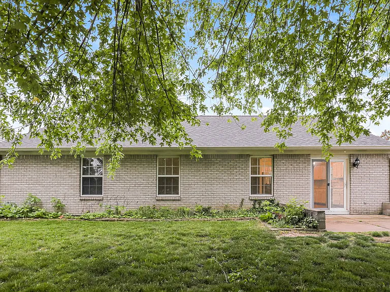 6404 Amarillo Way — Photo 16