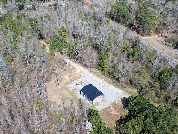 5th image of 127 Toadvine Rd