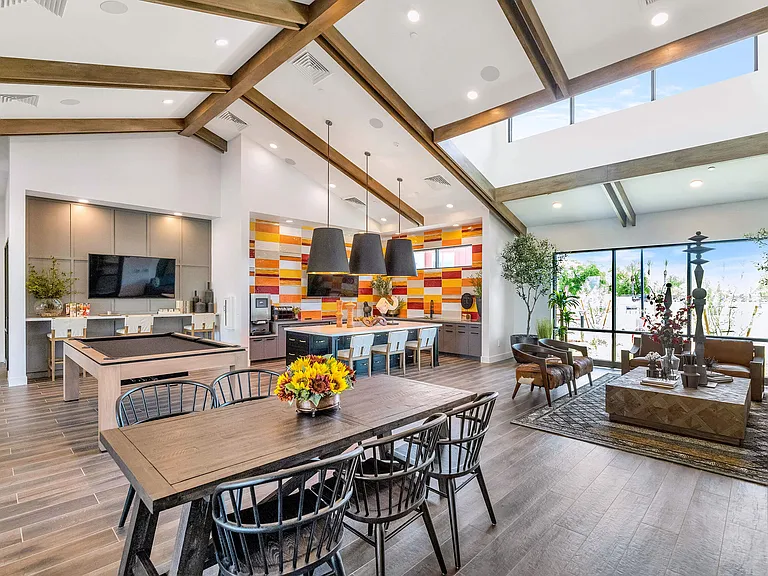 Weylyn Luxury Apartments — Photo 19